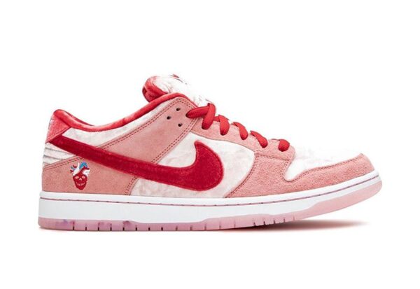 Nike SB Dunk Low Pro "Strangelove" sneakers